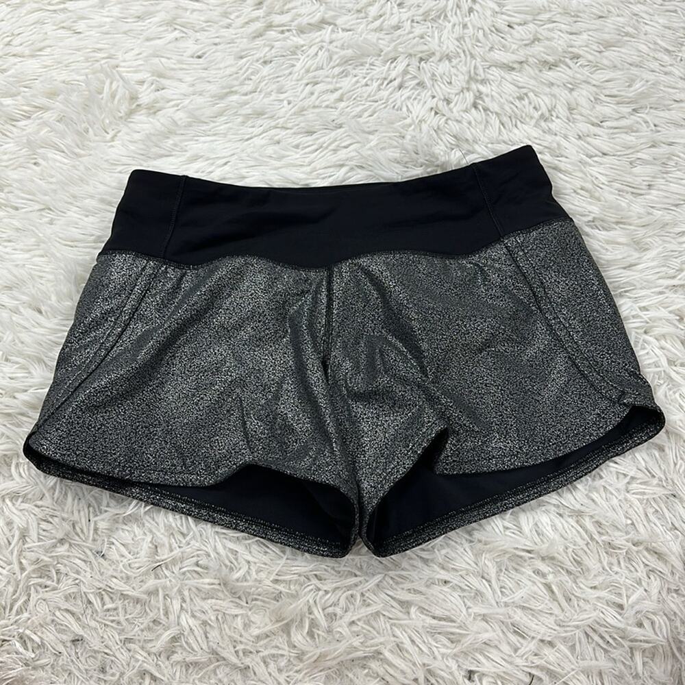Lululemon Run Times Short II 4" Luminosity Foil Print Black Silver / Black